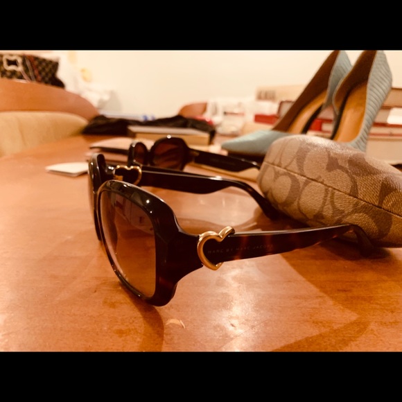 Marc Jacobs Sunglasses - Picture 1 of 6